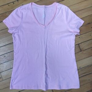 St. John's Bay V-Neck Short Sleeve Tee Medium Pink